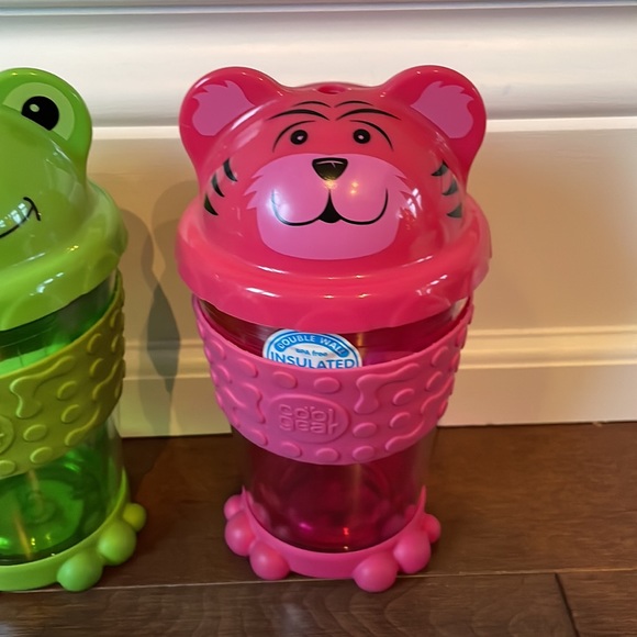 Set of 2 kids travel cups - Picture 3 of 6